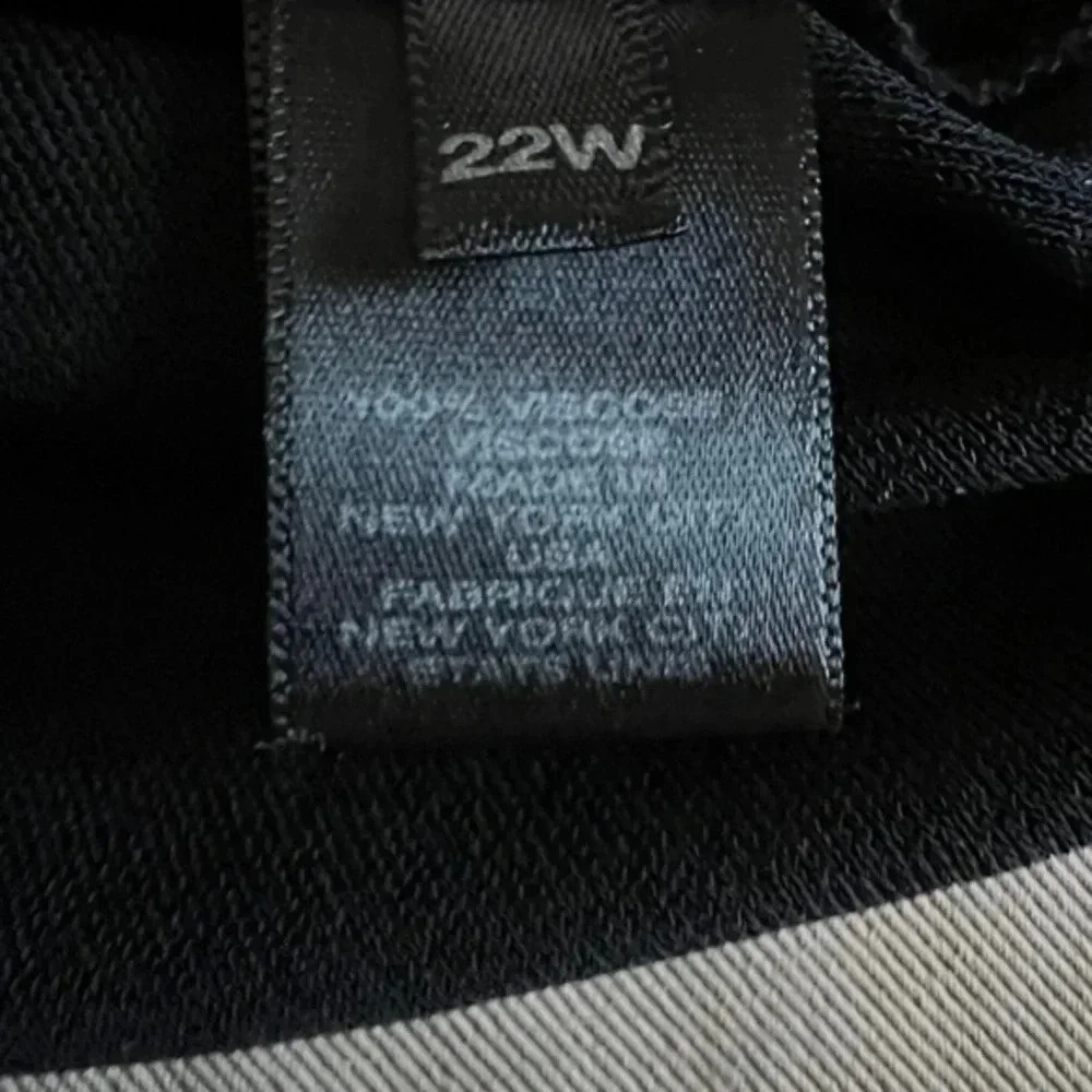 Lafayette 148 Black Tank… Size 22w - Picture 3 of 3